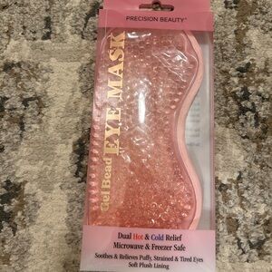 NWT Pink Gel Bead Eye Mask from Marshall’s
